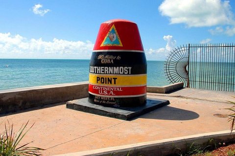 Passin Miami: 30+ Attractions, eSIM & 1-Way Airport Transfer 3 Day Passin