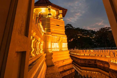 Kandy Evening City Tour & Dance Show Reservations by Tuk-Tuk Kandy evening tour