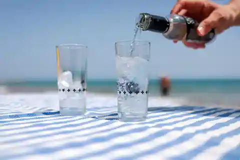 Chios: mastiha, degustazione di prodotti locali e pranzo in riva al mare