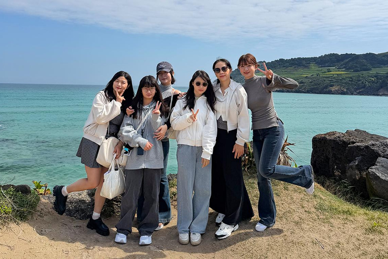 Jeju: UNESCO South & East Highlights 2 Days Combo Tour