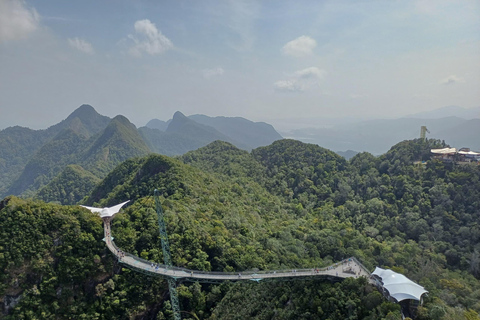Langkawi: Private Island Tour with Cable Car, Mangroves & German-Speaking Guide Langkawi: Private Island Tour with Cable Car, Mangroves & German Guide