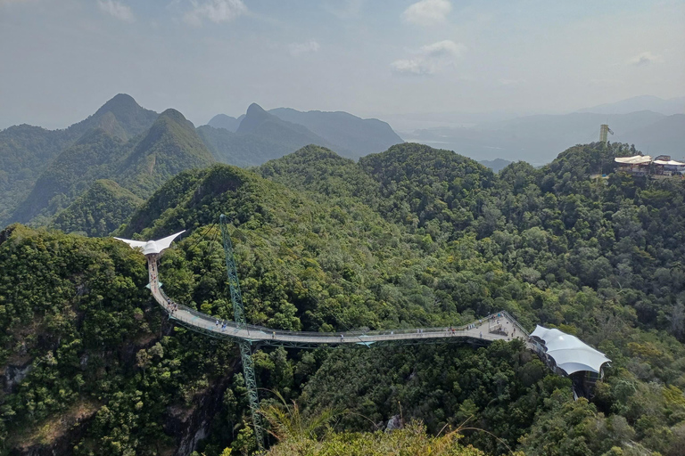 Langkawi: Private Island Tour with Cable Car, Mangroves & German-Speaking Guide Langkawi: Private Island Tour with Cable Car, Mangroves & German Guide
