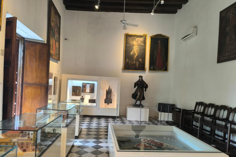 Cartagena: Recorrido Histórico y Cultural por la Ciudad Vieja