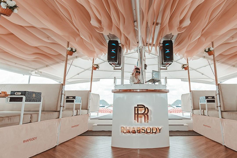 Phuket：New Year’s Eve Cruise with Fireworks & DJ party Rhapsody Happy New Year Event Single ticket