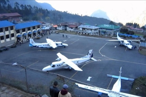 Lukla-vluchten vanuit Kathmandu RamechapLukla-vluchten vanuit Kathmandu