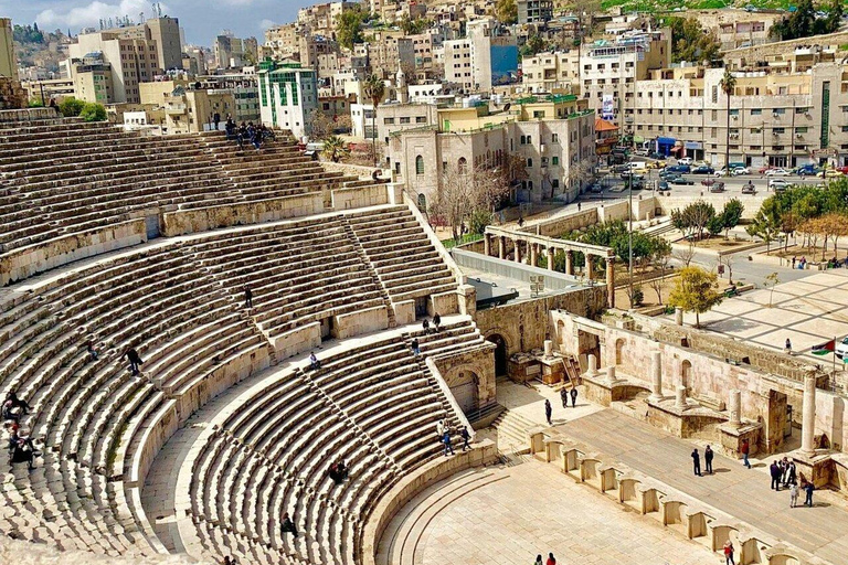 Amman: Private Guided City Tour by bike(scooter)