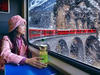 Vanuit Milaan: Dagtrip St Moritz & Alpen met de Bernina Rode Trein