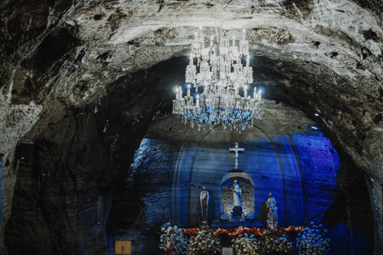 Bogotá: Zipaquirá Salt Cathedral & Paragliding Tour