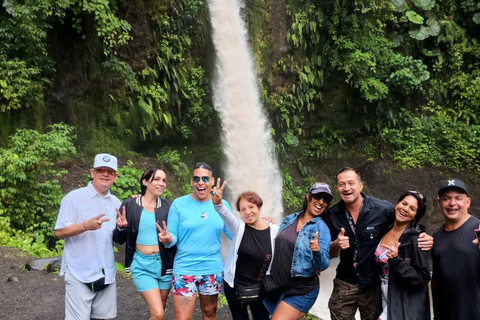San José: La Paz Waterfalls & Cloud Forest Guided Tour La Paz Waterfall Gardens Tour & Transfer. WITHOUT LUNCH