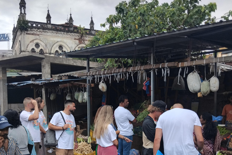 Walk Through Colombo’s History and Culture