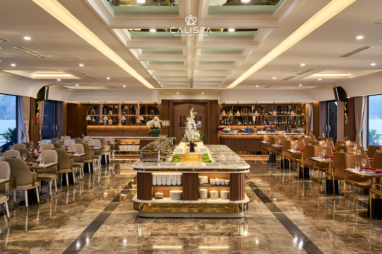 Ha Long 6★ Kreuzfahrt: 2-tägige Tour zur Titop-Insel und zur Sung Sot-Höhle