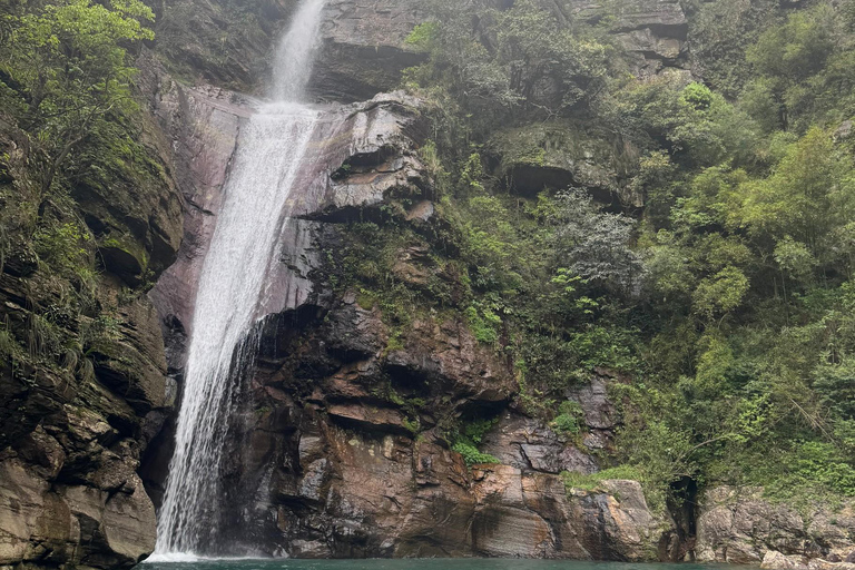Guilin: Xing'an Day Trip to Lingqu Canal & Sunset Views ES-Speaking Guide
