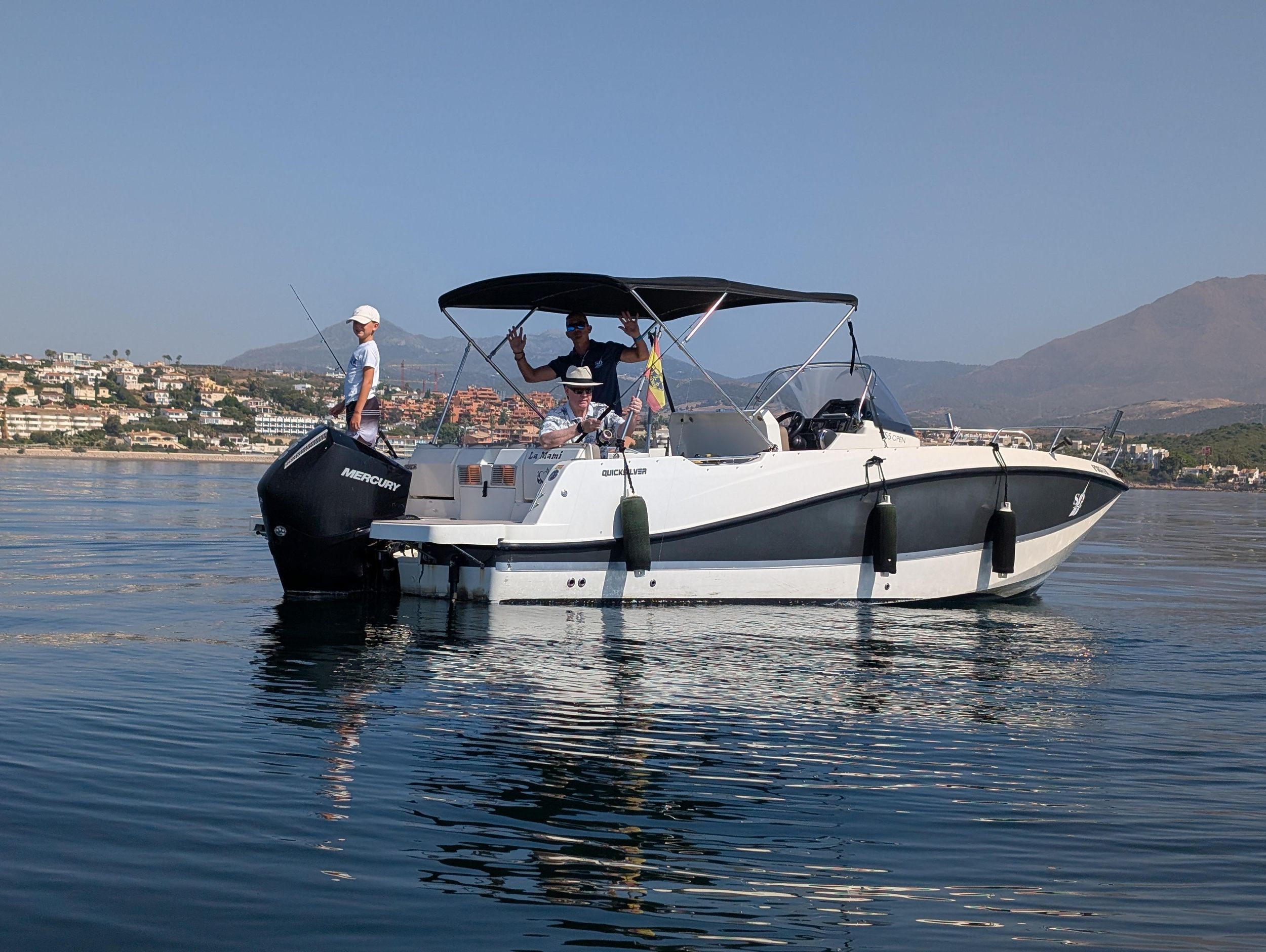 Estepona: Private Motorboot-Charter mit Kapitän