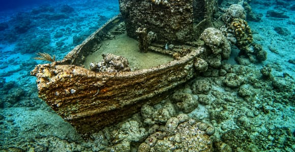 Curaçao: Scooter and Snorkeling Tour to the Tugboat Beach