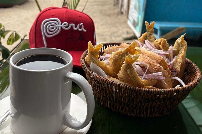 Lima: Adventures in Chorrillos – Guided Walk & Boat Tour