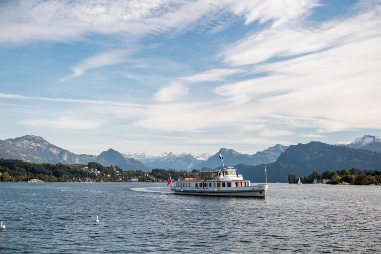 Lucerne: Lake Lucerne 1-hour Discovery Cruise