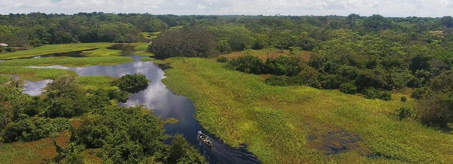 Iquitos : Excursion d'une journée sur le fleuve Amazone et ses tribus