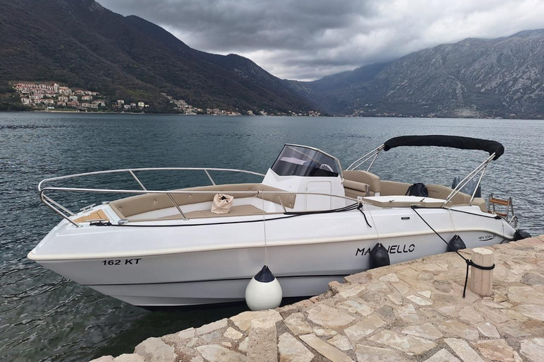 Kotor: excursión en lancha rápida a Perast y Nuestra Señora de las RocasKotor: excursión en lancha rápida a Perast y Nuestra Señora de las Rocas, 2 h