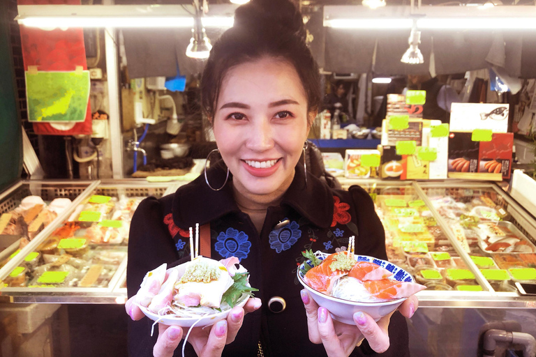 Tokyo: TeamLab Planets Art & Tsukiji Market Food Tour