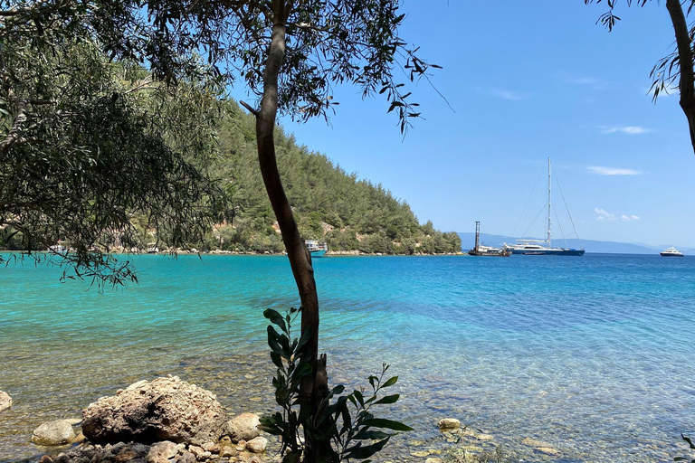 Bodrum: Orak Island Full-Day Boat Trip with Lunch