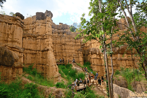 Pha Chor, cascade de Mae Klang et lac de Pong Jo (excursion privée)