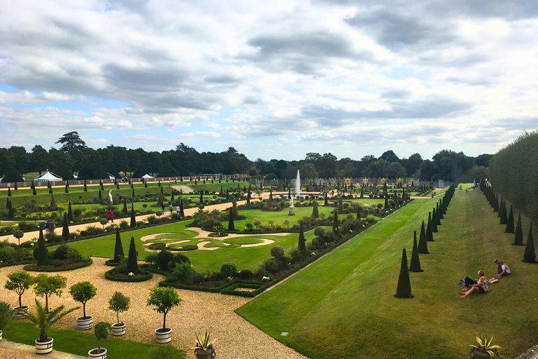 Hampton Court Palace Half-Day Trip from London with Tickets