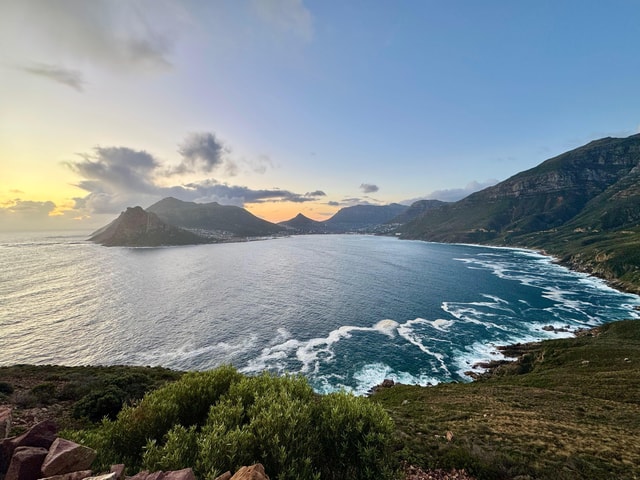 Chapman’s Peak Drive Private Scenic Tour in Luxury Vehicle