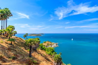 Phuket, noleggio di auto private o minibus con conducente - Housity