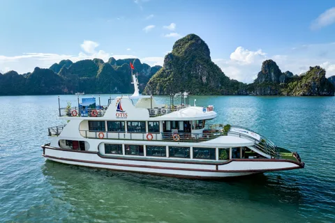 Hanói: Crucero de 2 días por la Bahía de Ha Long, Tam Coc, Cuevas de Mua, Hoa Lu