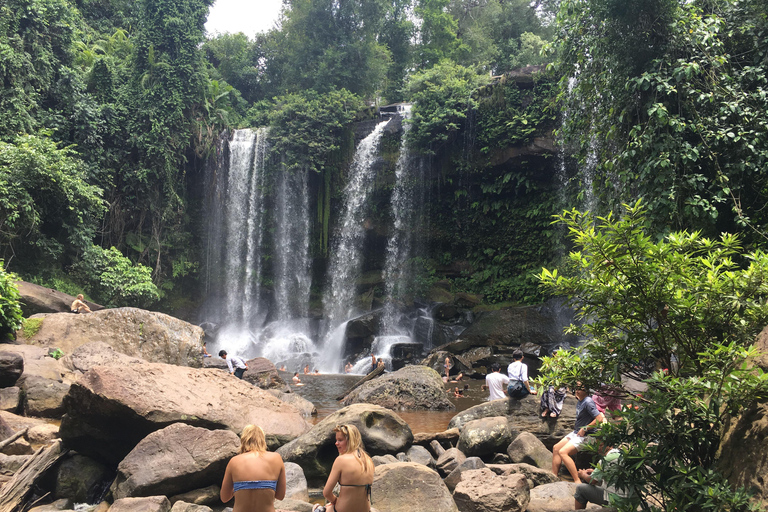 Excursión de un día a la Cascada de Kulen - Pueblo pesquero - Comida PinicCascada de Kulen - Almuerzo campestre - Pueblo pesquero