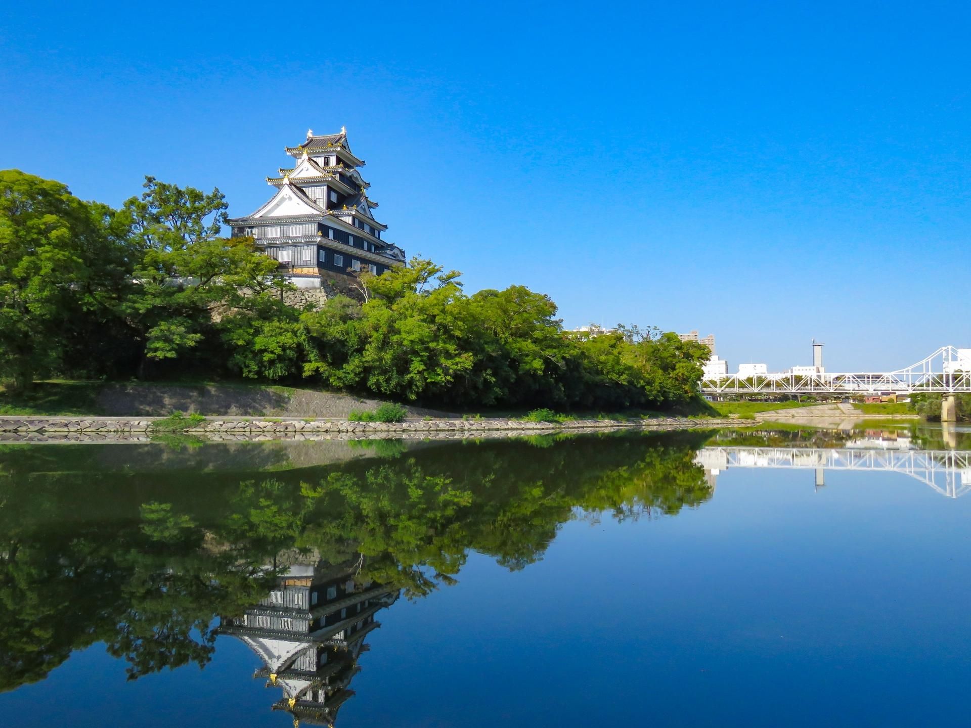 Okayama: Rundgang durch die Burg und den Korakuen-Garten