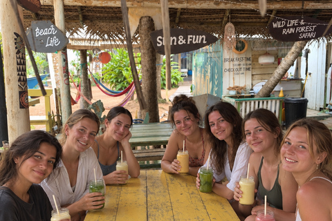 Kandy: Exotic Fruit Tasting & Tuk-Tuk Market Tour