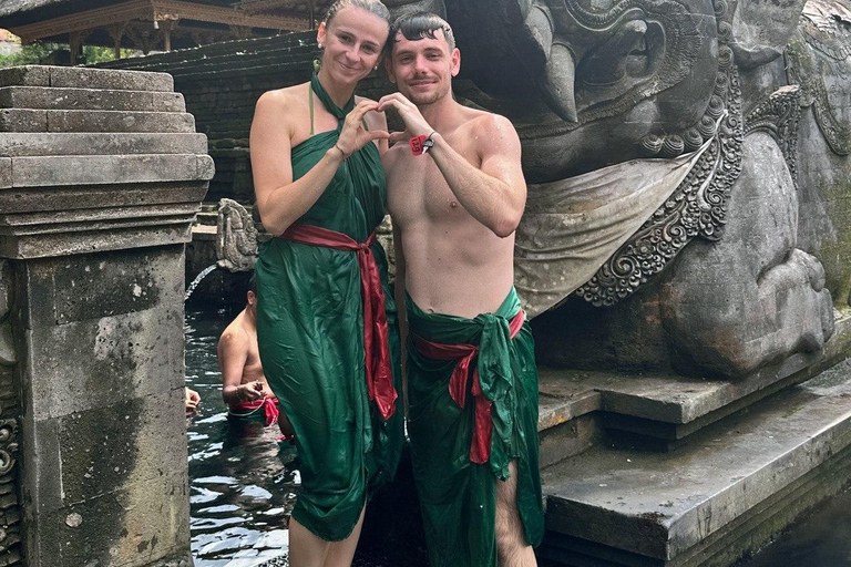 Tirta Empul: Purification Ritual and Temple Tour Basic Package: Purification Ritual and Temple Tour