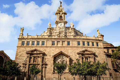 Free walking Tour Valencia Essentials with local guides