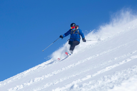 Ski à El Colorado : billet, cours, transport, option vêtementsEncomenderos 260, Las Condes Lieu de rendez-vous