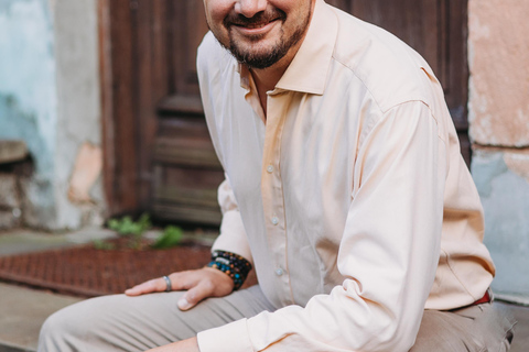 Krakow Old Town - photoshoot with a local photographer Photoshoot for couple