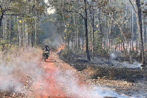 Aventura de 21 dias no Camboja de motocicleta