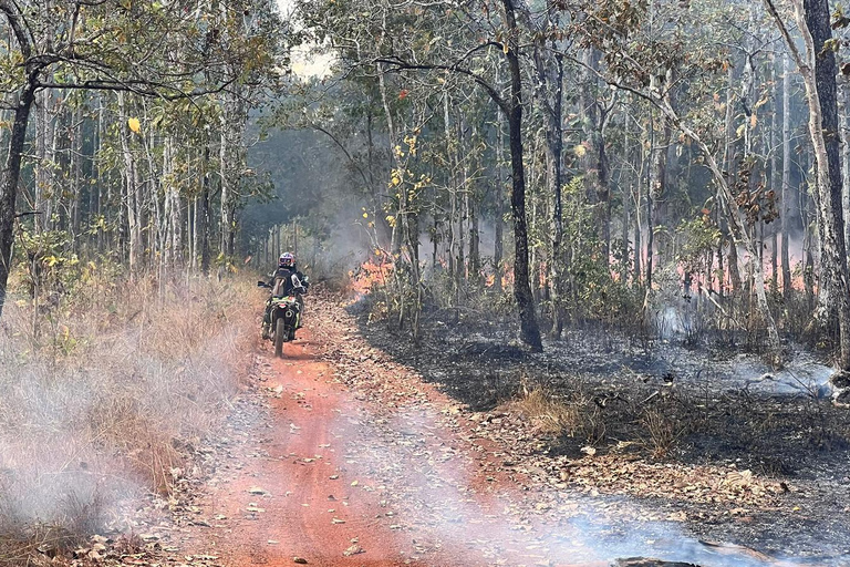 Aventura de 21 dias no Camboja de motocicleta