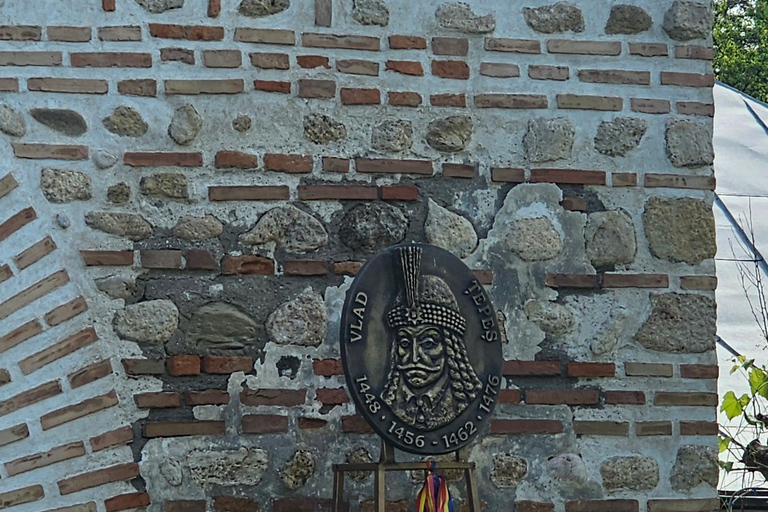 Bucharest: Salt Mine & Dracula's Tomb Day Trip