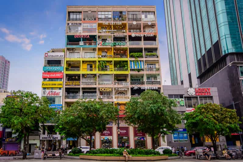 Hidden Gems Walk: Saigon Square, Alleys & Nguyen Hue Street