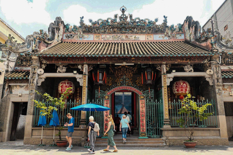 Saigon Vespa Michelin Foodie & Hidden Gems Tour
