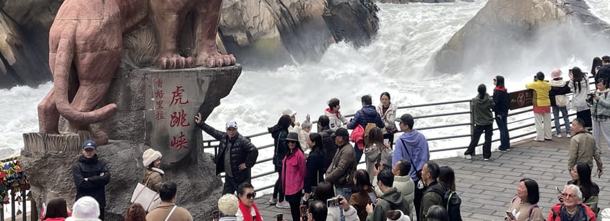 Randonnée facile dans les gorges du tigre et visite d'une journée dans la vieille ville de Baisha