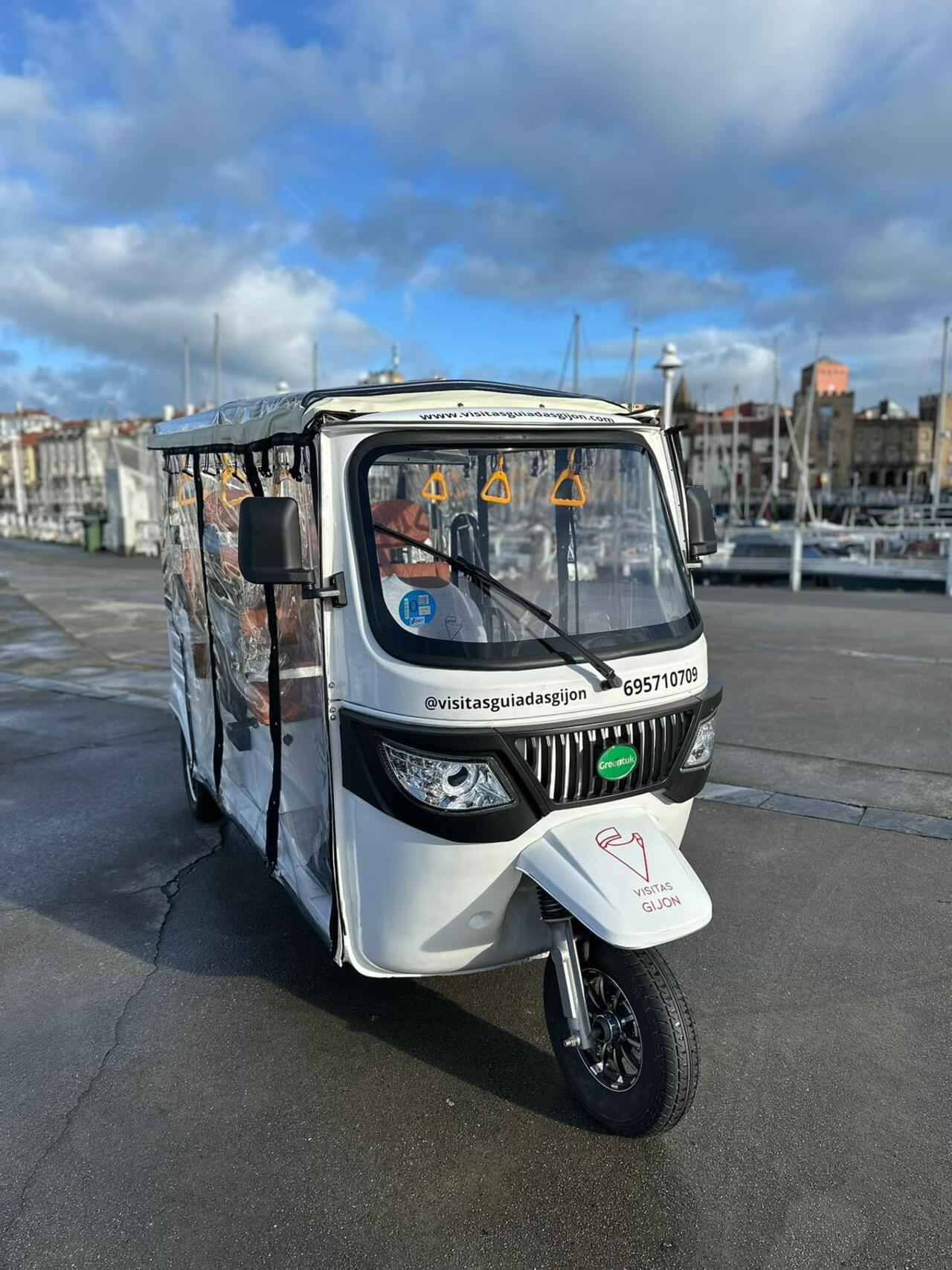 Panoramatour mit dem TukTuk, Gijón in seiner ganzen Pracht
