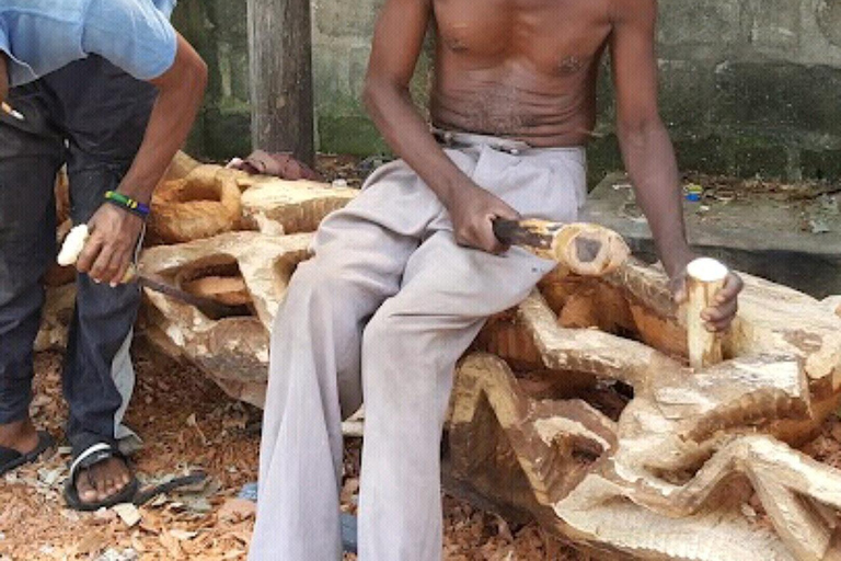 DAR ES SALAAM : TOUR DELLA CITTA' DI DAR ES SALAAM DI 5 ORE CON AUTO PRIVATADAR ES SALAAM : Tour della città di DAR ES SALAAM di 6 ore con auto privata