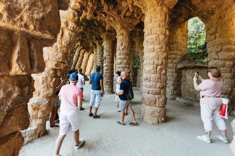 Barcelone : visite guidée et billet coupe-file pour le parc GüellVisite Guidée Parc Güell - Espagnol