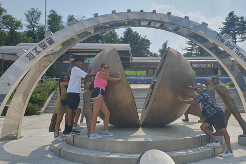 Private DMZ Highlights & Suspension Bridge Tour from Seoul B - Private DMZ + Suspension bridge