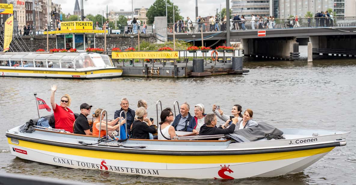 Afbeelding 1 van Amsterdam: open boot grachtenrondvaart (met gratis Spritz-optie)