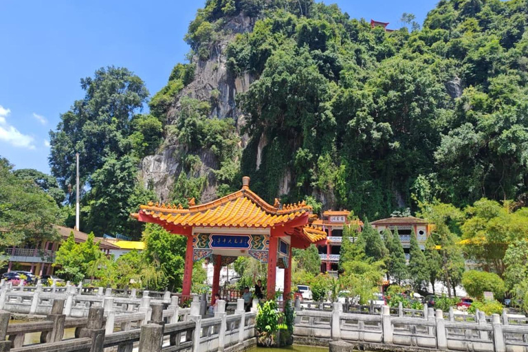 Desde KL: excursión de 1 día a Ipoh y templos en cuevas