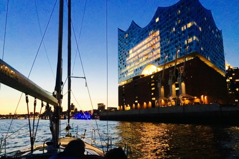 Paseo en velero ''el Elba de noche", Hamburgo/ElbaTour guiado en alemán