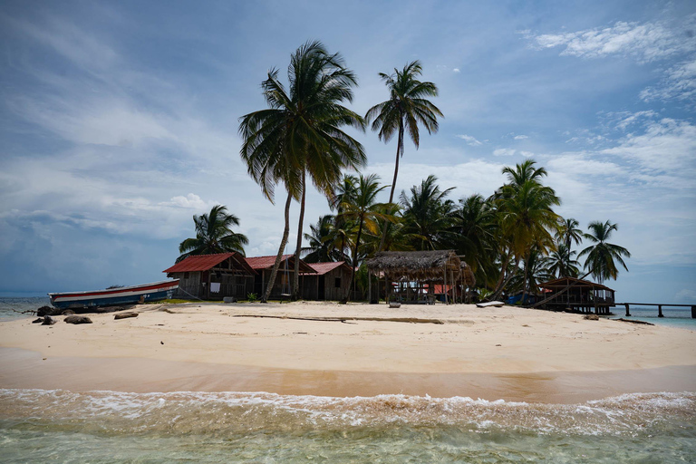 Panama City: Remote San blas Islands: Misdub, Yani and Pool